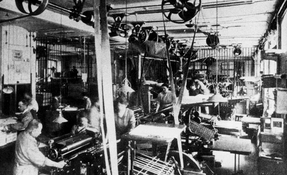 Capannone industriale, probabilmente una tipografia, intorno al 1900, Archivio sociale svizzero, Zurigo; segnatura: Sozarch_F_Fb-0016-02
